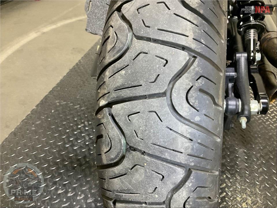 2019 Indian Motorcycle SCOUT BOBBER — фото 20