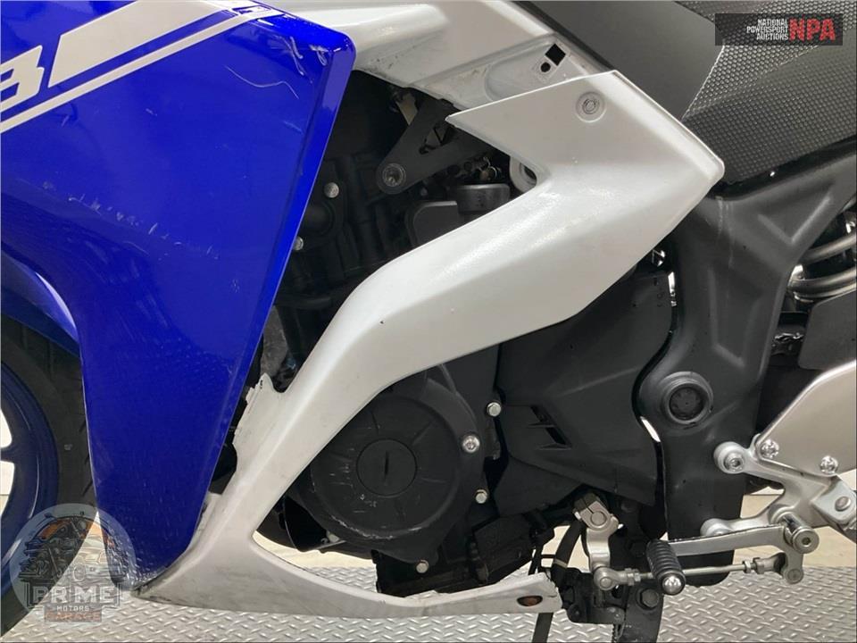 2016 Yamaha YZF-R3 — фото 7