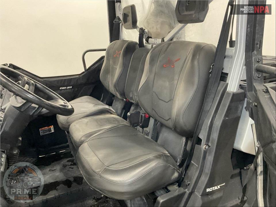 2025 Can-Am DEFENDER X MR HD10 — фото 45