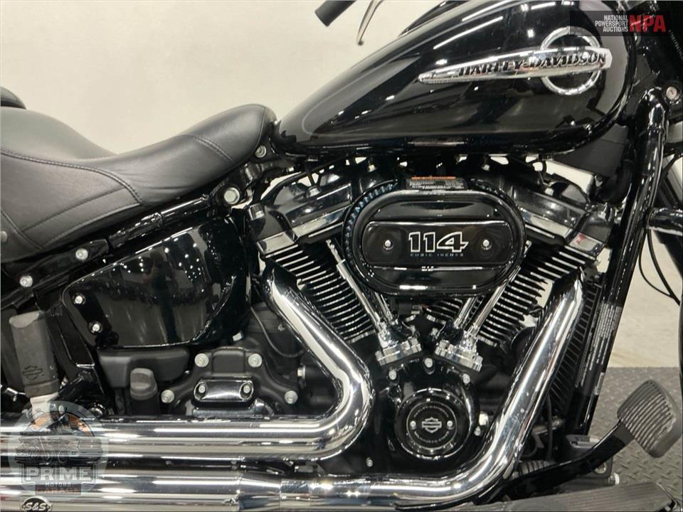 2020 Harley-Davidson FLHCS HERITAGE CLASSIC 114 — фото 6