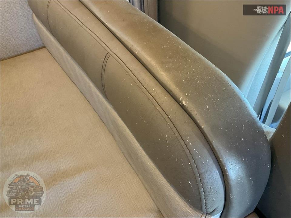 2019 Thor Motor Coach M-28Z E450-V10 - FOUR WINDS SERIES — фото 11