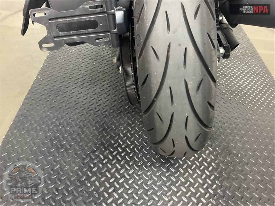 2023 Indian Motorcycle SCOUT BOBBER (ABS, SMOKE COLOR) — фото 16