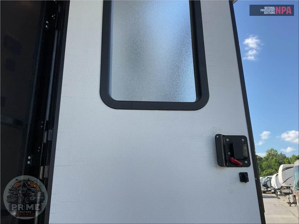 2019 Aerolite M-3013BHF - ASTORIA FIFTH WHEEL SERIES — фото 40