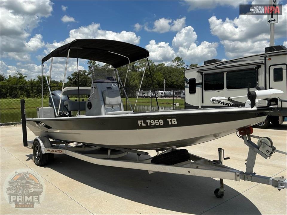 2022 Avid Boats 21 FS/CC(**) L=21/E=1-150HP YAMAHA OB — фото 1