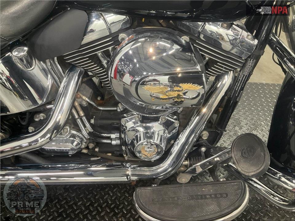 2017 Harley-Davidson FLSTC HERITAGE SOFTAIL CLASSIC — фото 6