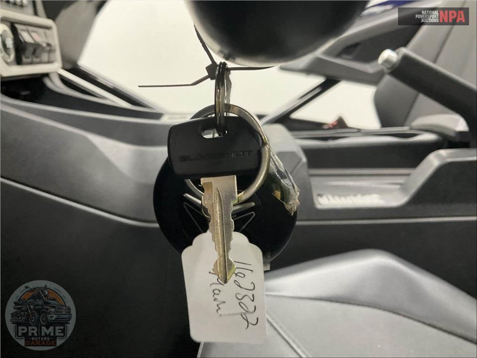 2024 Polaris SLINGSHOT SL AUTODRIVE — фото 9