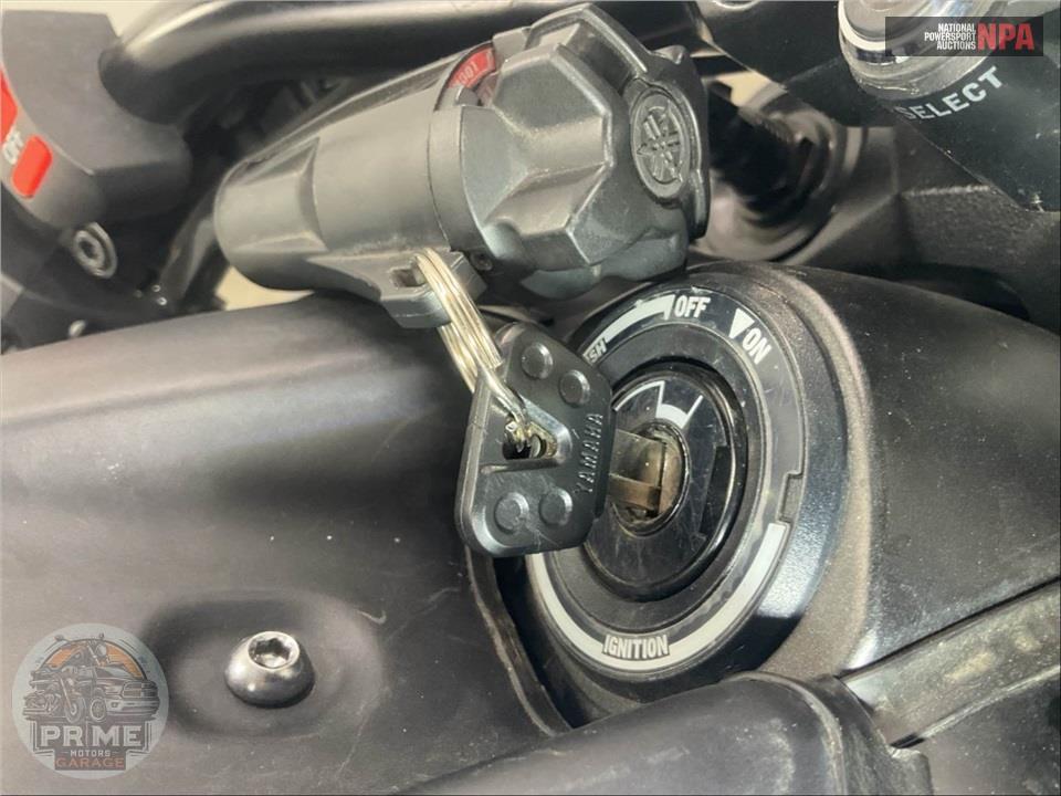 2019 Yamaha VMAX — фото 11