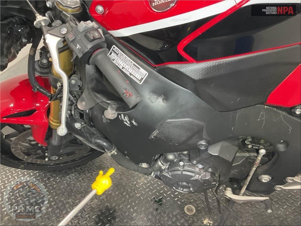 2018 Honda CBR1000RA (ABS) — фото 18