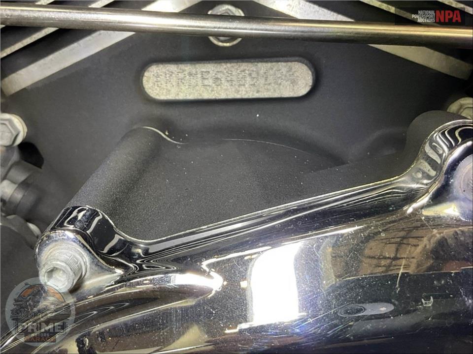 2014 Harley-Davidson FLHXS STREET GLIDE — фото 32