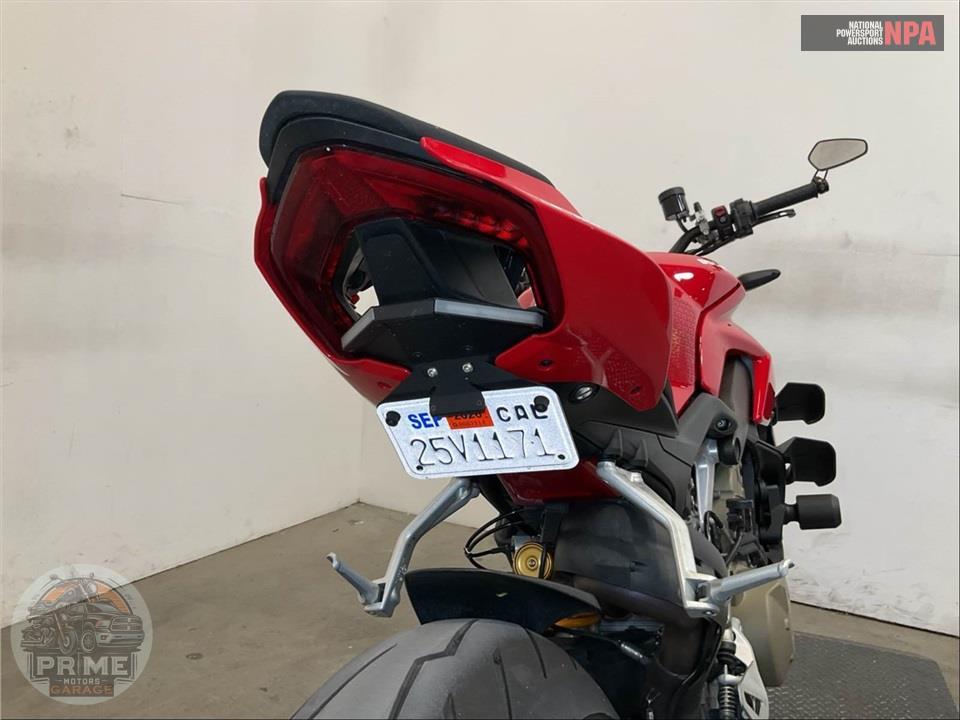 2021 Ducati STREETFIGHTER V4 S — фото 13