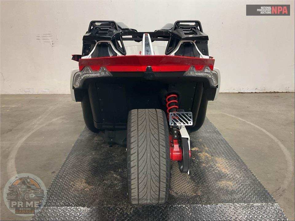 2016 Polaris SLINGSHOT SL LE — фото 4
