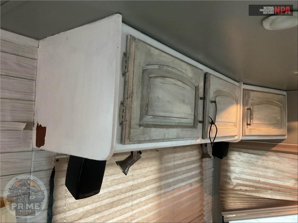 2010 Keystone Rv M-3640 RL - ALPINE FIFTH WHEEL SERIES — фото 58