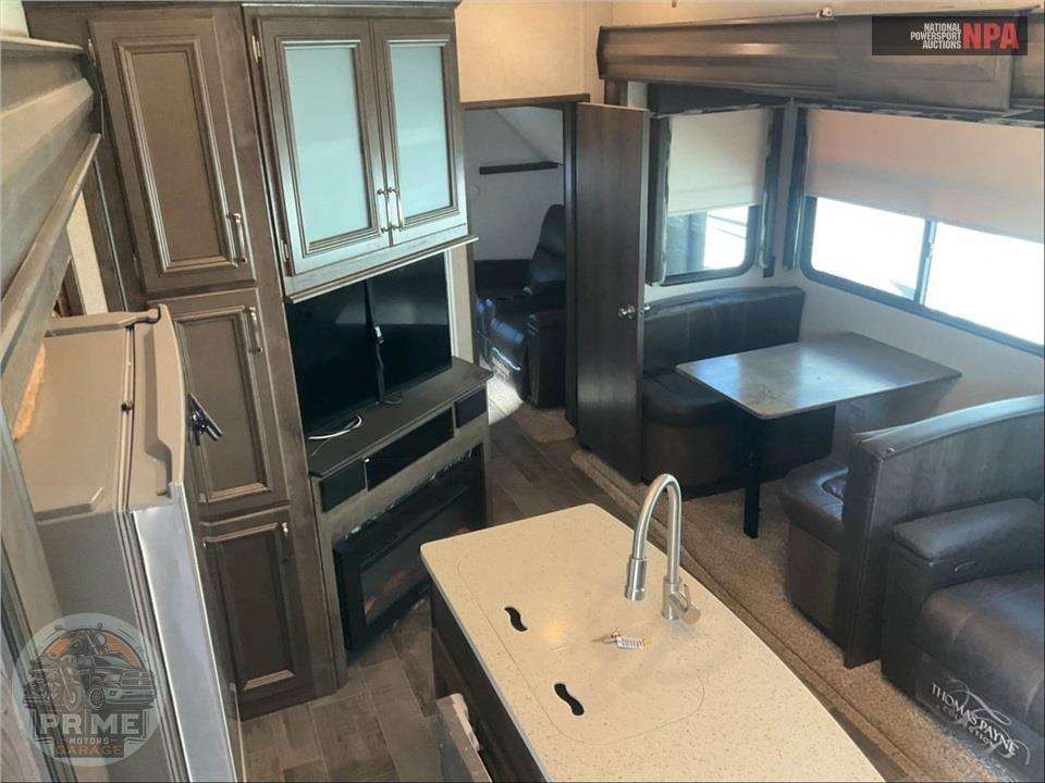 2019 Keystone Rv M-362 RD - MONTANA HIGH COUNTRY FIFTH WHEEL SERIES — фото 6