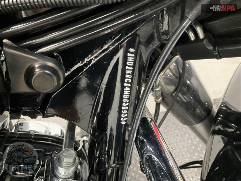 2017 Harley-Davidson FLHXS STREET GLIDE SPECIAL — фото 29