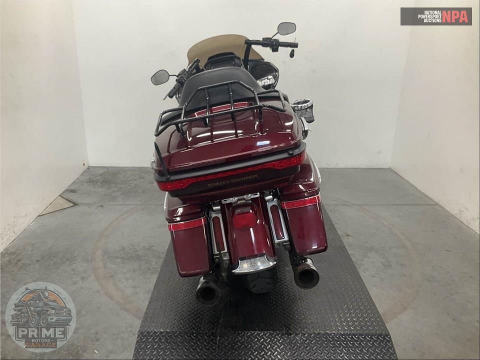 2017 Harley-Davidson FLTRU ROAD GLIDE ULTRA — фото 4
