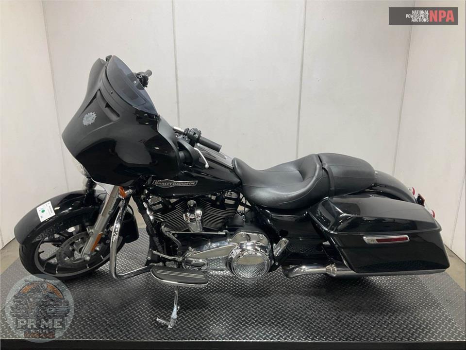 2021 Harley-Davidson FLHX STREET GLIDE — фото 3