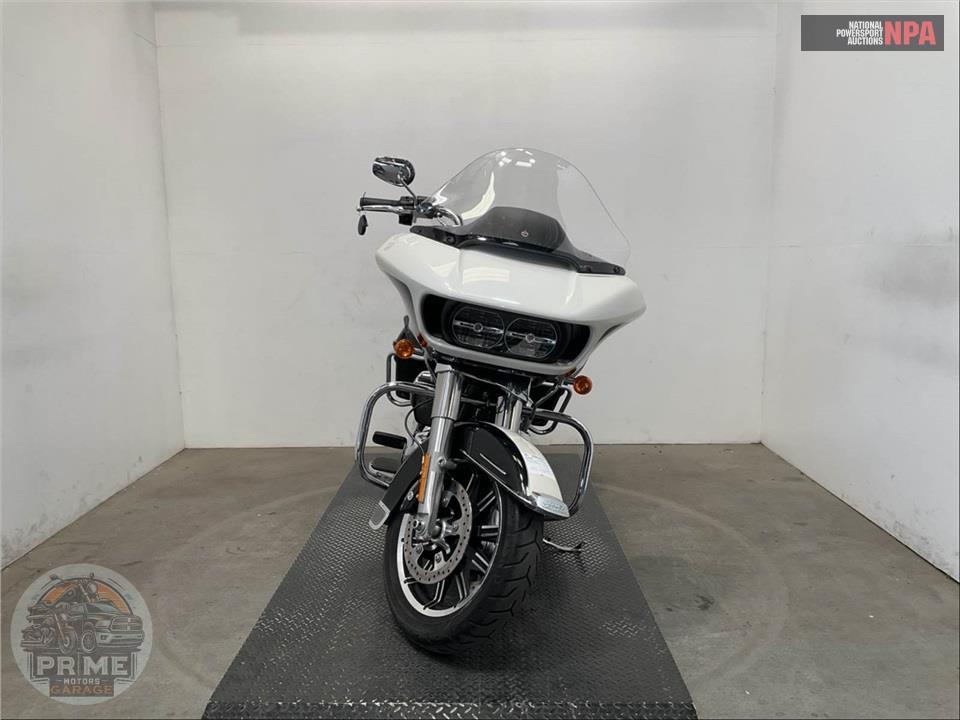 2024 Harley-Davidson FLTRXP POLICE ROAD GLIDE — фото 2