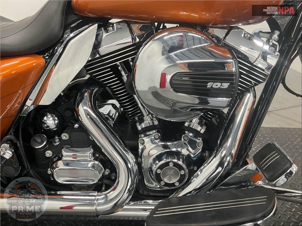 2015 Harley-Davidson FLHXS STREET GLIDE SPECIAL — фото 6