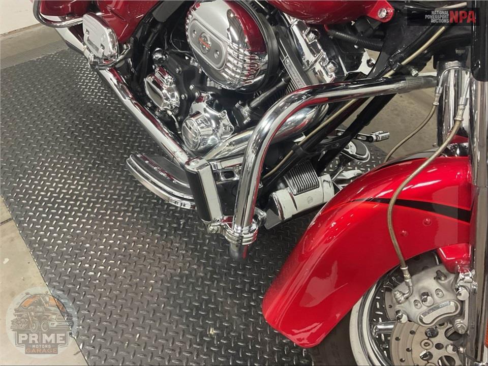2007 Harley-Davidson FLHTCUSE2 2 — фото 19