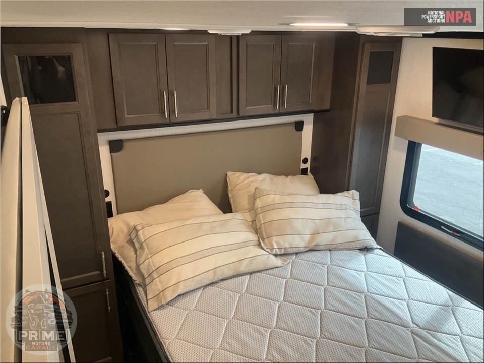 2024 Cedar Creek M-380MUD - FIFTH WHEEL SERIES — фото 13