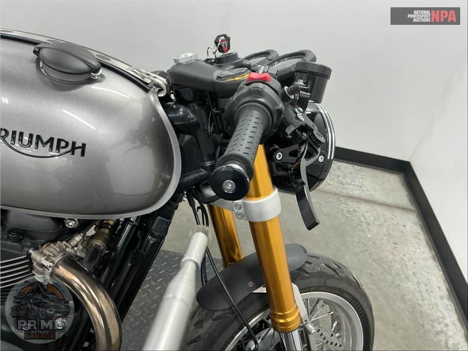 2017 Triumph THRUXTON 1200 R — фото 20