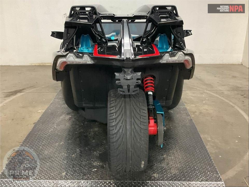 2022 Polaris SLINGSHOT R AUTODRIVE — фото 4