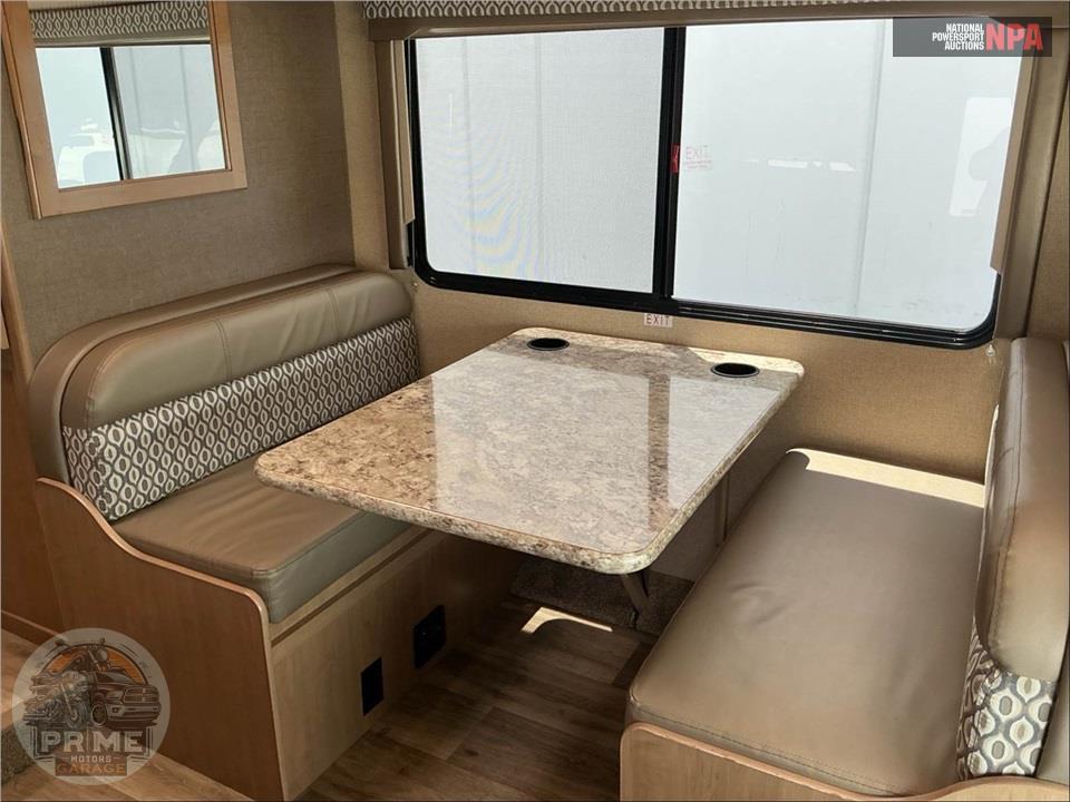 2019 Thor Motor Coach M-22FE E350-V10 - FREEDOM ELITE SERIES — фото 6