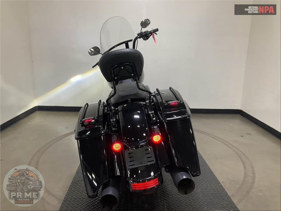 2018 Harley-Davidson FLHRXS ROAD KING SPECIAL — фото 4