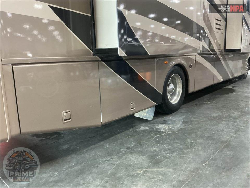 2006 Mandalay Coach M-39A WORKHORSE 330HP - PRESIDIO SERIES — фото 54