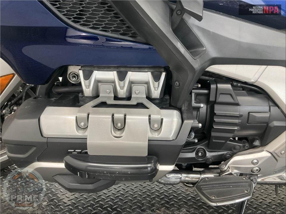 2018 Honda GL1800D GOLDWING TOUR DCT (BLUE) — фото 7