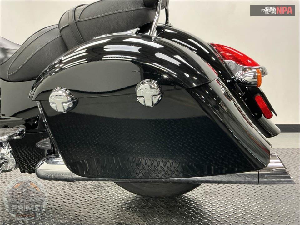 2017 Indian Motorcycle CHIEFTAIN LIMITED (THUNDER BLACK) — фото 30