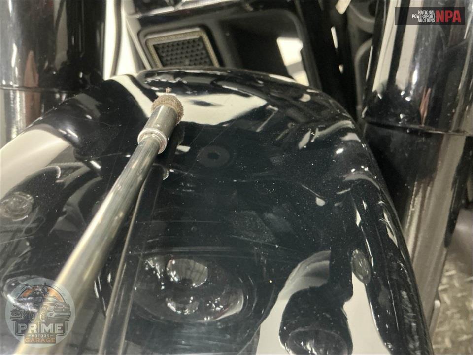 2023 Harley-Davidson FLHTK ELECTRA GLIDE ULTRA LIMITED — фото 19
