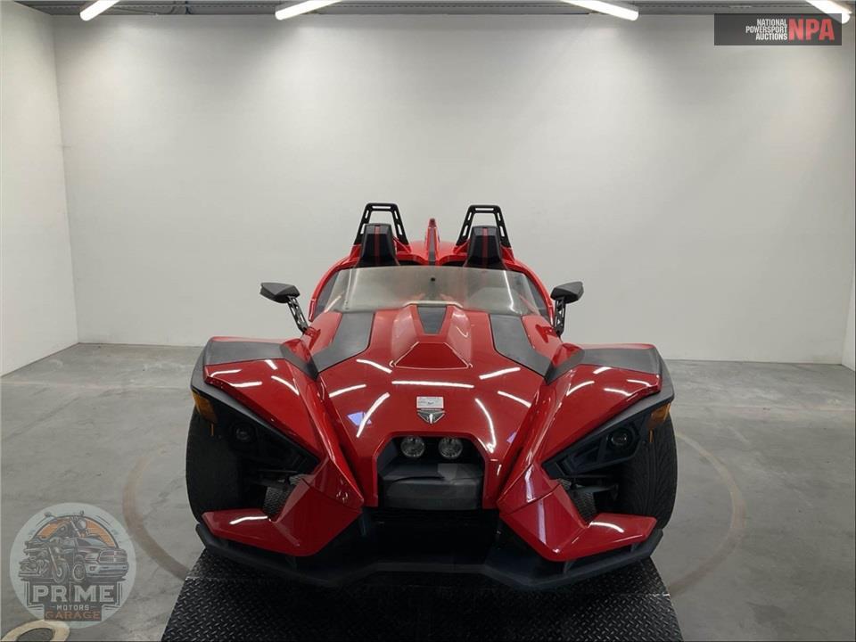 2015 Polaris SLINGSHOT SL — фото 2