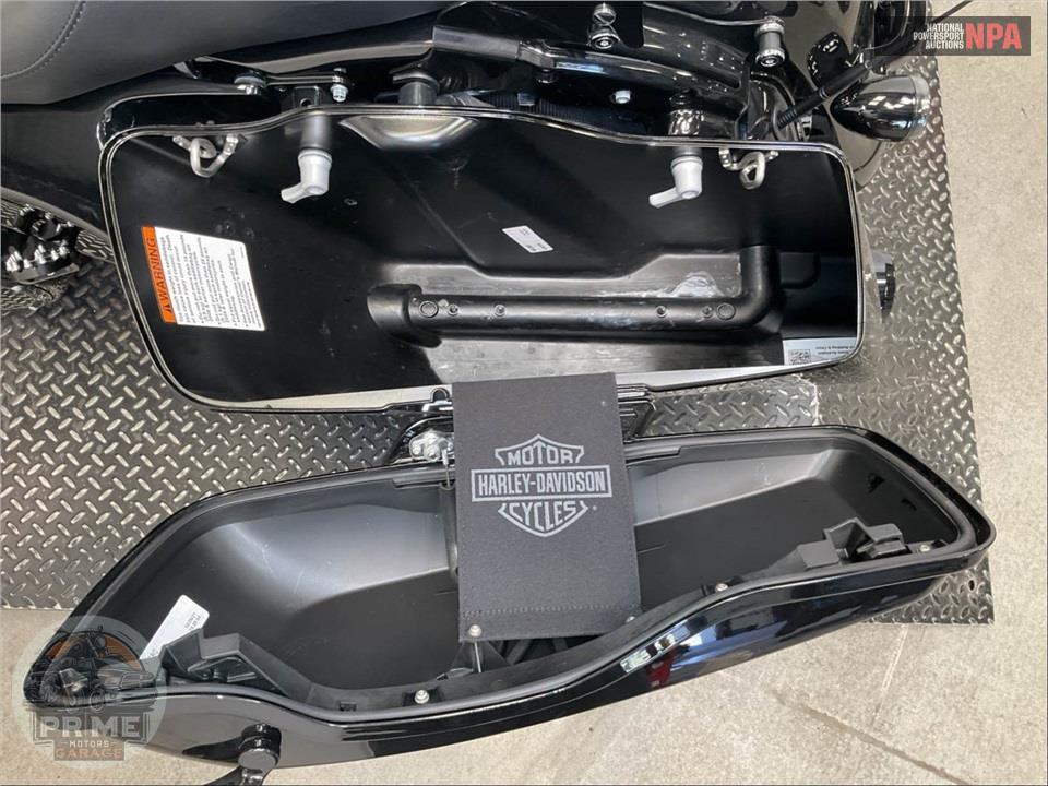 2021 Harley-Davidson FLTRXS ROAD GLIDE SPECIAL — фото 19
