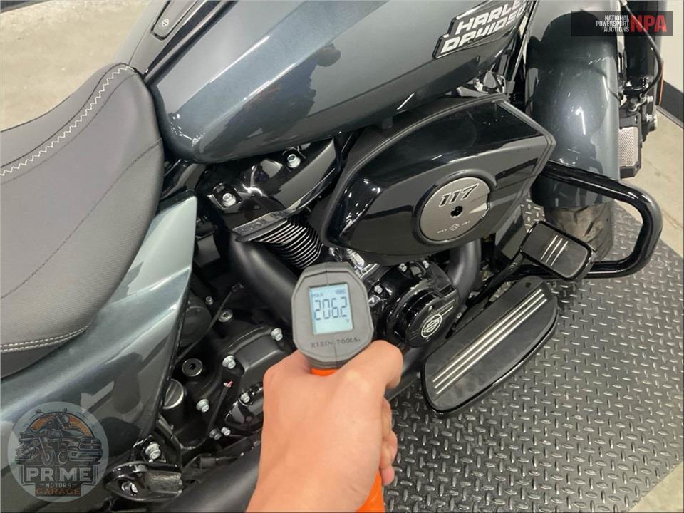 2025 Harley-Davidson FLHX STREET GLIDE — фото 8