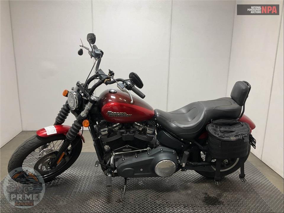 2018 Harley-Davidson FXBB STREET BOB — фото 3