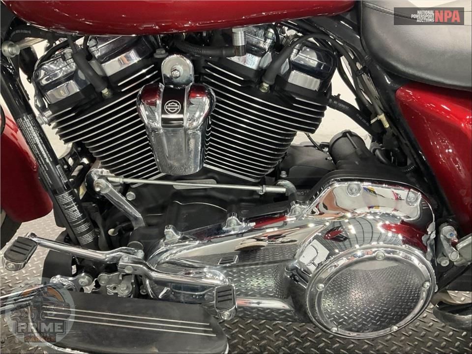 2018 Harley-Davidson FLHX STREET GLIDE — фото 7