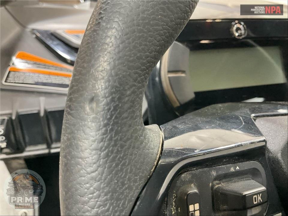 2024 Can-Am MAVERICK R X RS WITH SMART-SHOX — фото 18