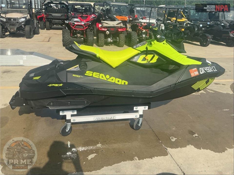 2023 Seadoo/Brp SPARK 2UP TRIXX — фото 1