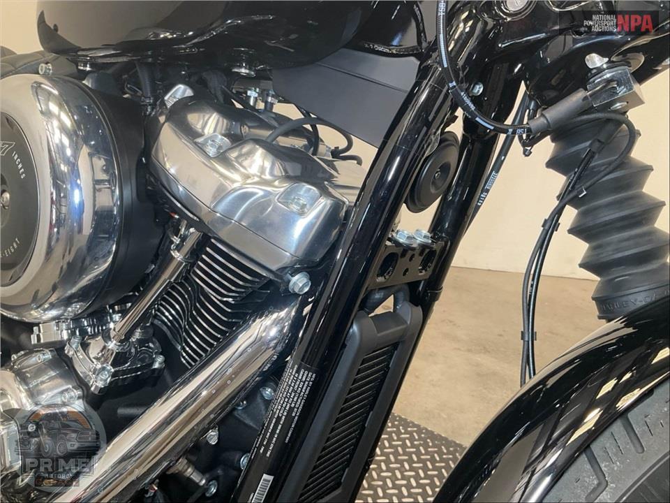 2025 Harley-Davidson FXBB STREET BOB — фото 12