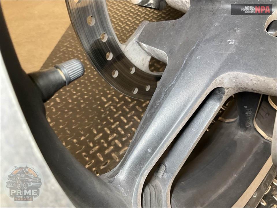 2017 Harley-Davidson FLHXS STREET GLIDE SPECIAL — фото 27