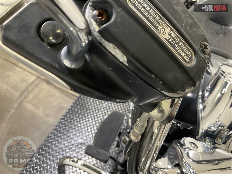 2010 Harley-Davidson FLHRC ROAD KING CLASSIC — фото 46