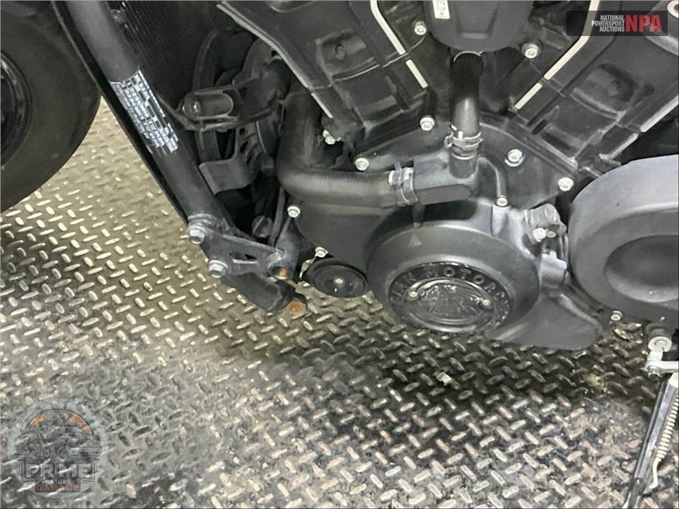 2025 Indian Motorcycle SCOUT SIXTY BOBBER — фото 25