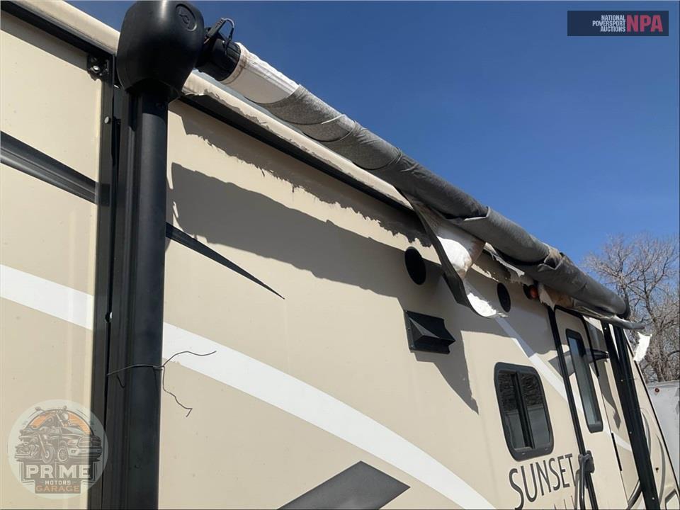 2017 Crossroads Rv M-250RB SUNSET TRAIL SUPER LITE SERIES — фото 33