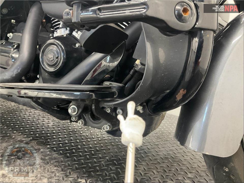 2021 Harley-Davidson FLTRK ROAD GLIDE LIMITED — фото 15