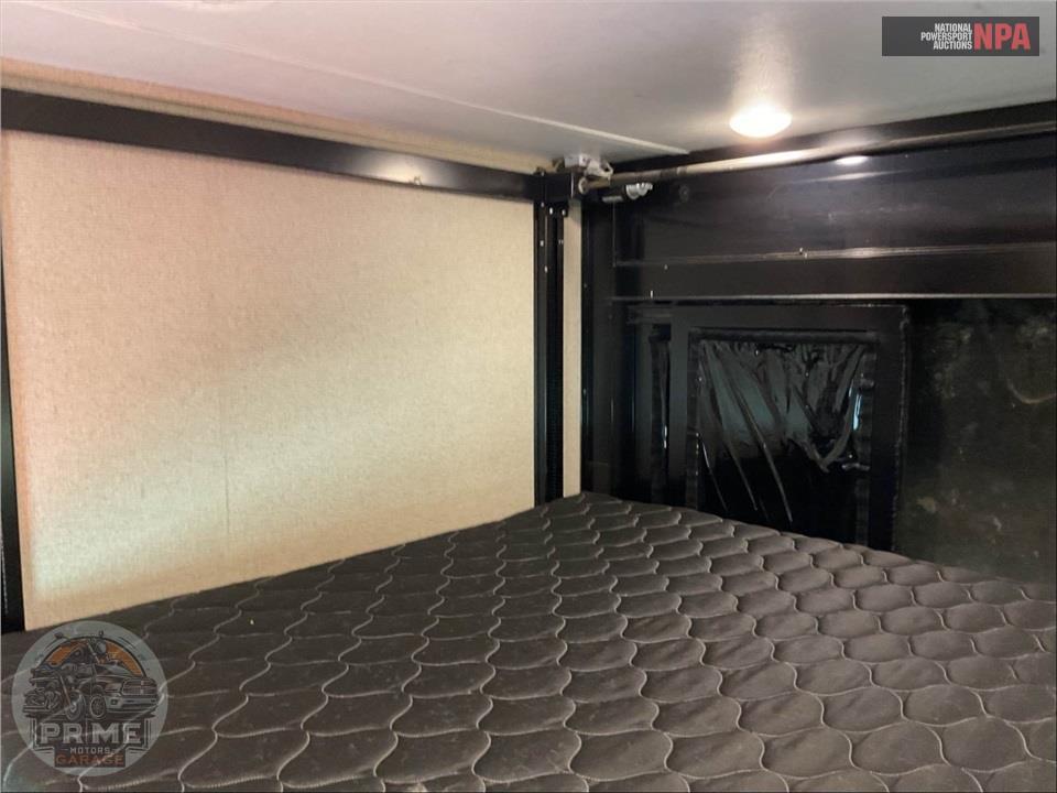 2018 Keystone Rv M-385 BG - AVALANCHE FIFTH WHEEL SERIES — фото 15