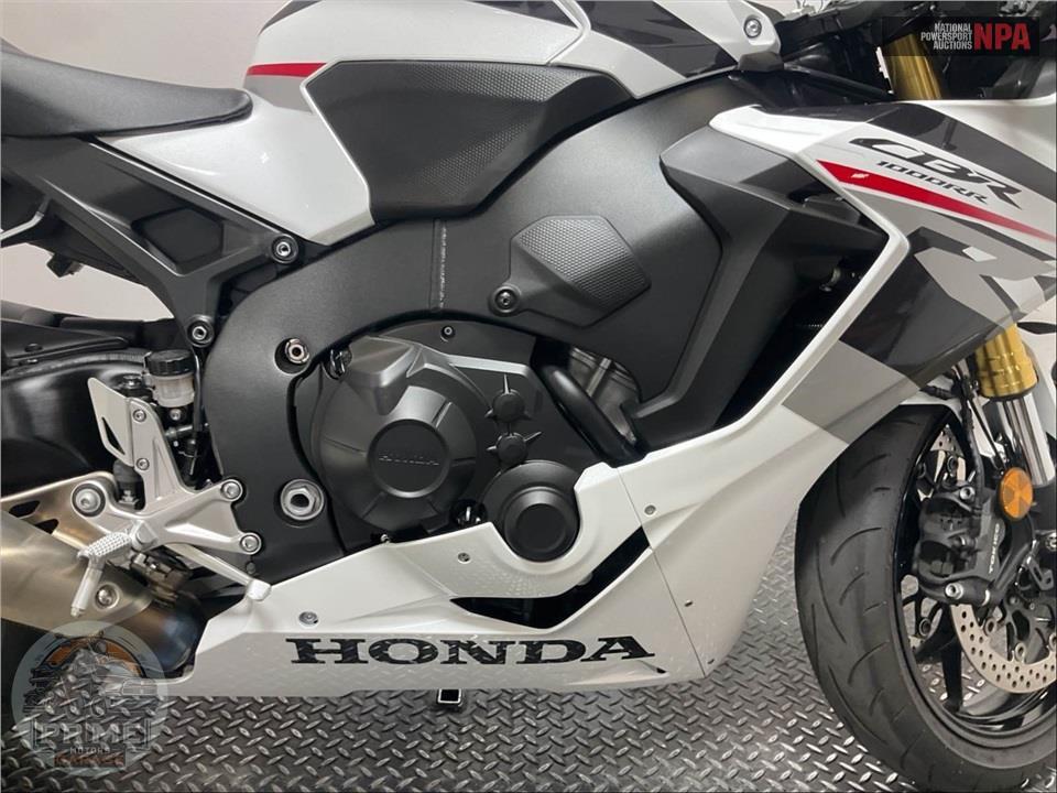 2026 Honda CBR1000RR — фото 6