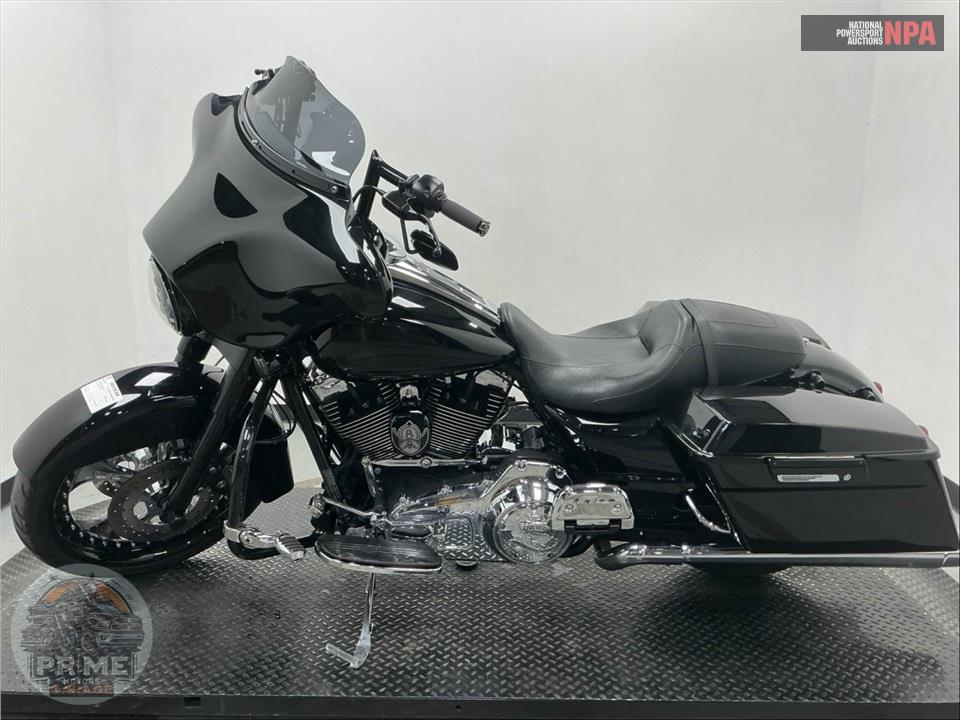 2013 Harley-Davidson FLHX STREET GLIDE — фото 3