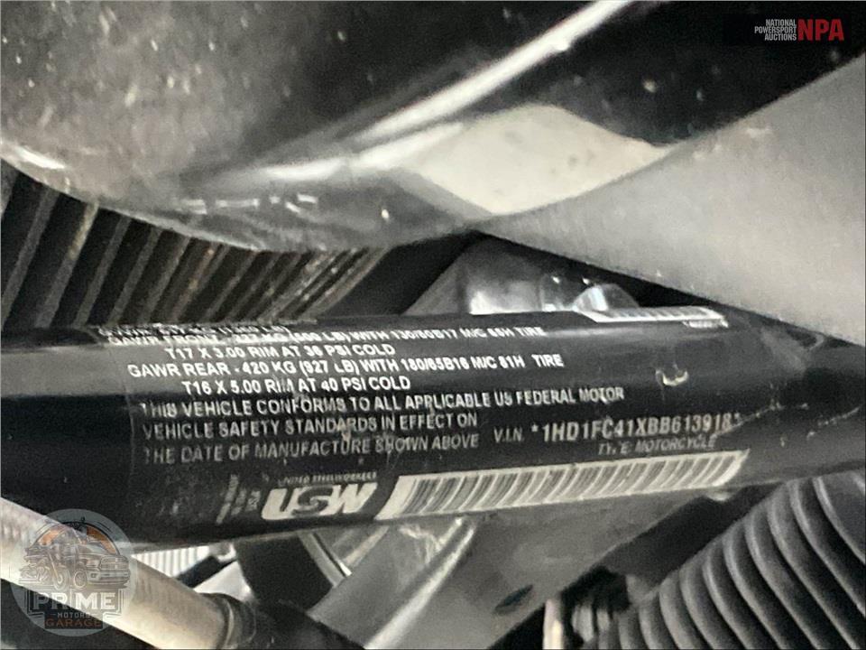2011 Harley-Davidson FLHTCU UL CLSC EL GLIDE — фото 34