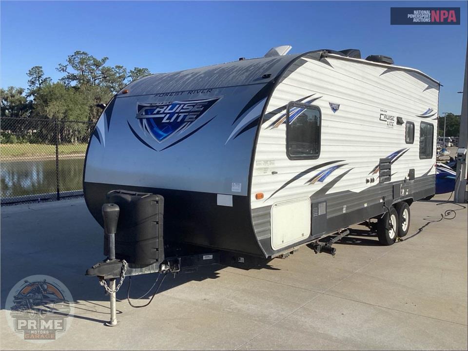 2019 Salem By Forest River M-211SSXL - CRUISE LITE TOY HAULER SERIES — фото 2